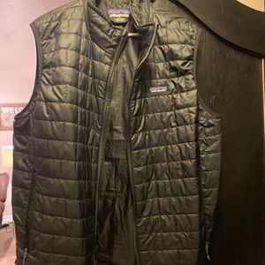 Men’s XL Patagonia vest